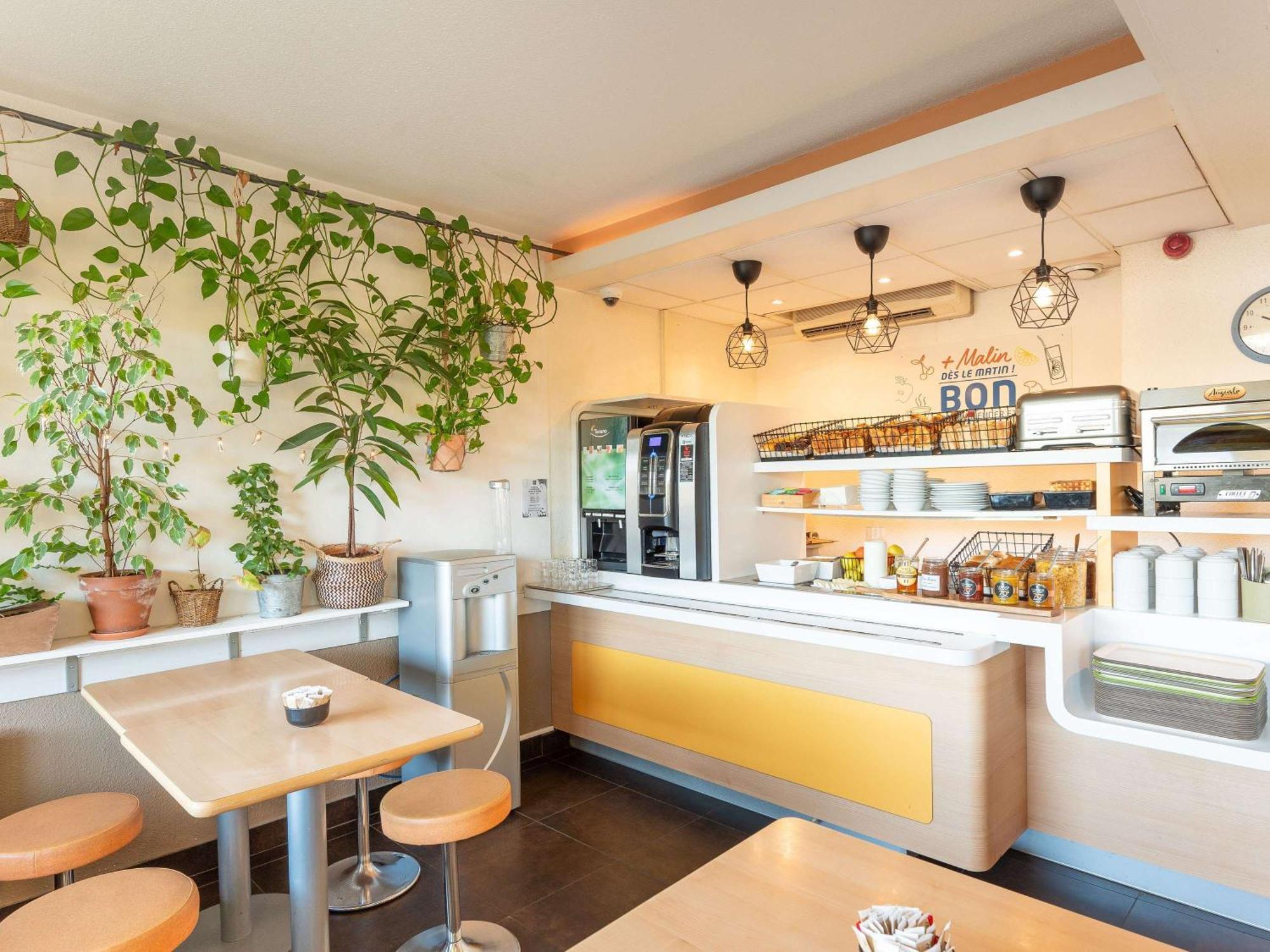 Ibis Budget Macon Nord Zewnętrze zdjęcie